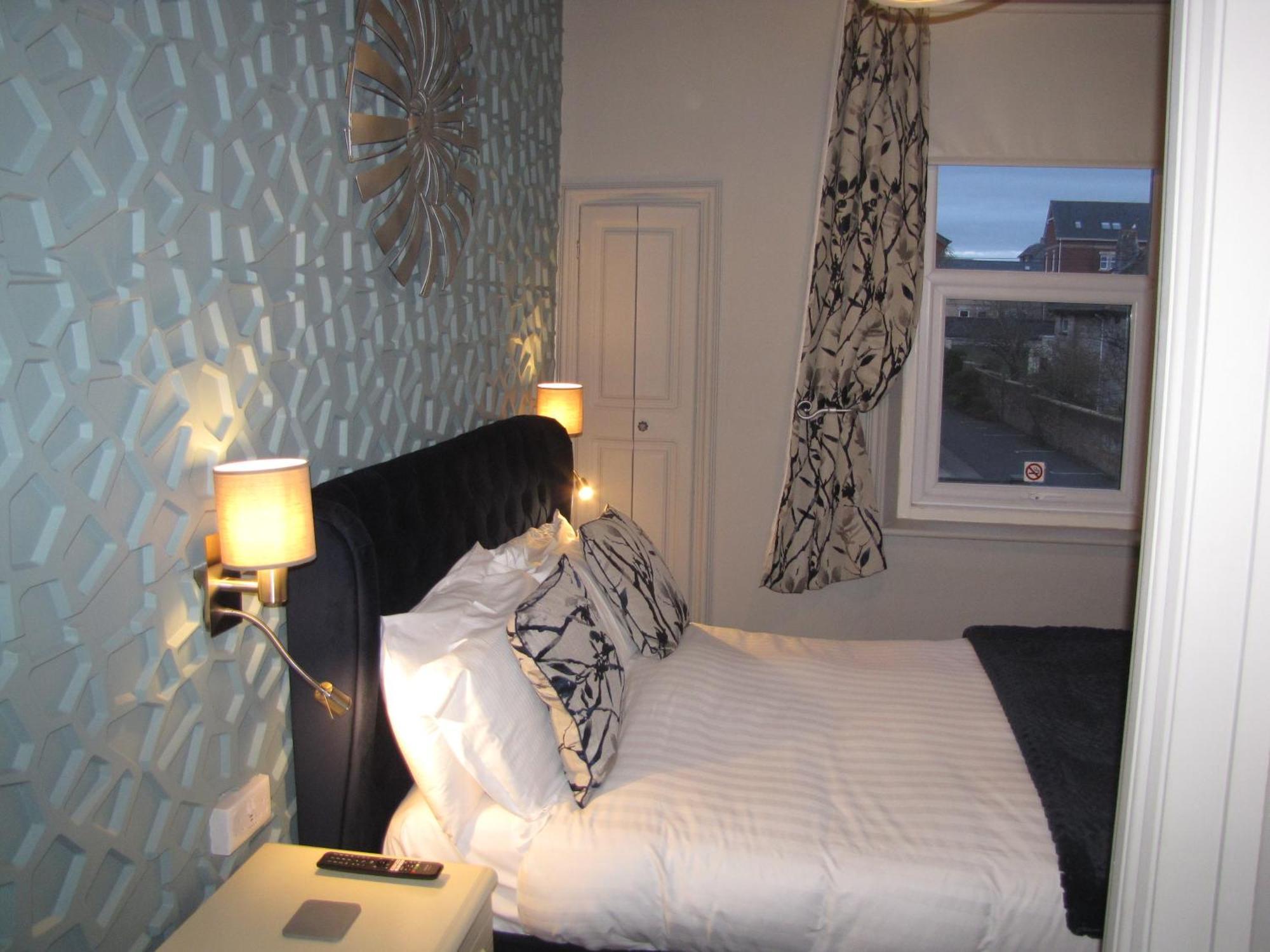 Ashmira Guest House Weymouth Exteriör bild
