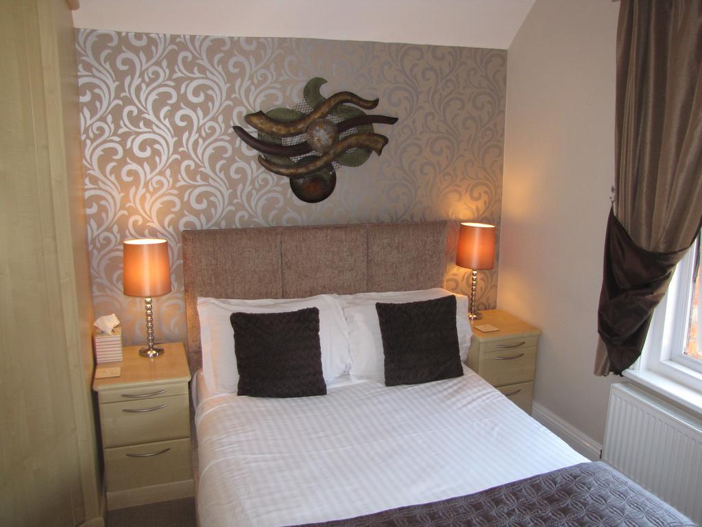 Ashmira Guest House Weymouth Exteriör bild