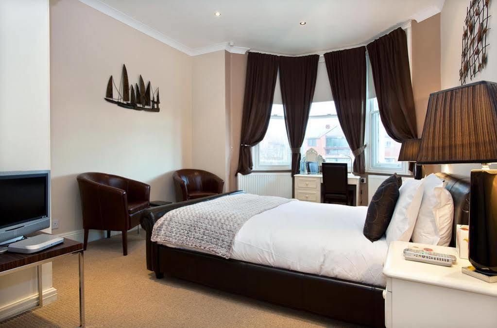 Ashmira Guest House Weymouth Exteriör bild